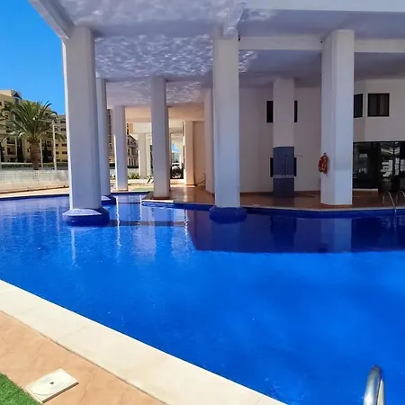 7D Com Piscina Armação de Pêra