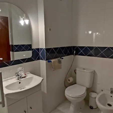 7D Com Piscina * Armação de Pêra